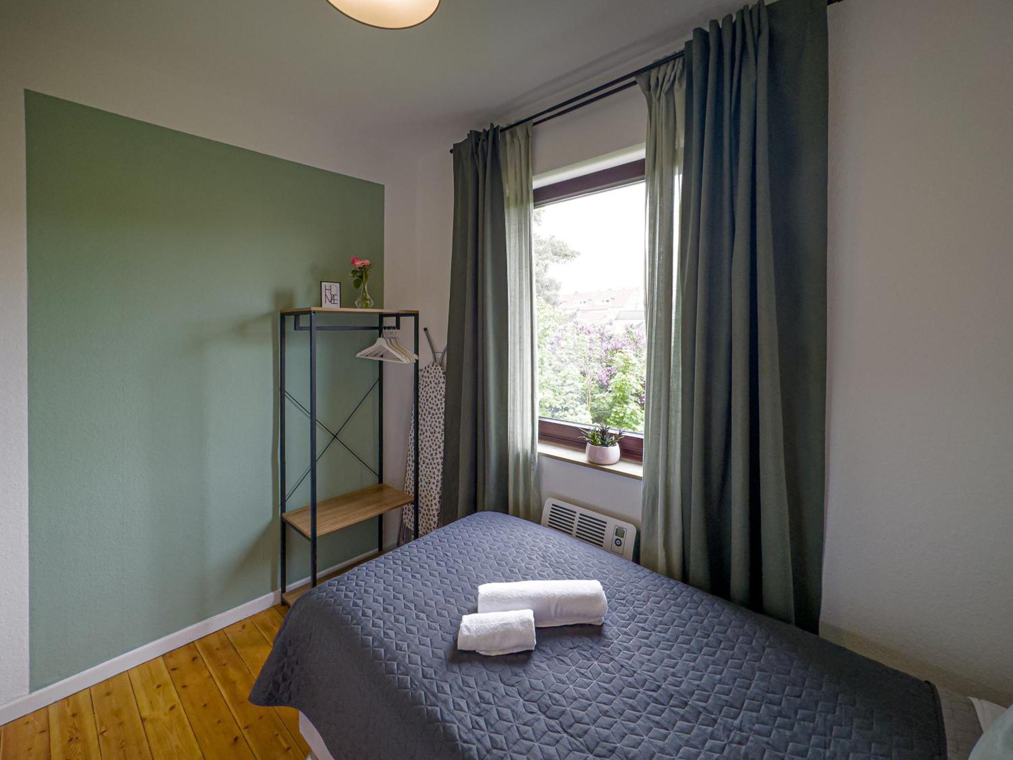 Immostay #7 -Helle Wohnung Mit Grossem Garten -4 Zimmer, Wifi & Free Parking Bremen Exteriör bild